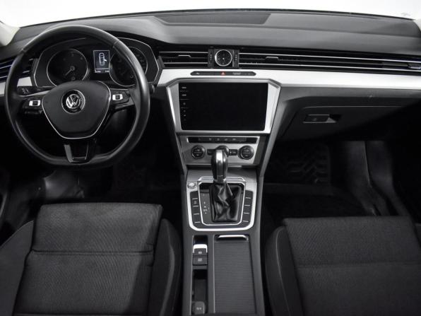 Volkswagen Passat B8 с пробегом 2017 года, цена 1 629 000 рублей, 202734 км, седан, Автокод Объявления