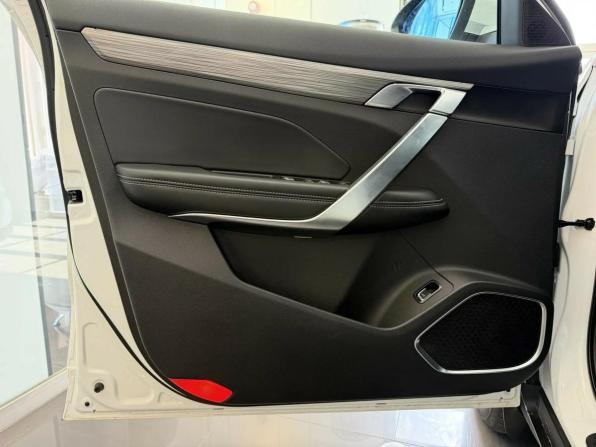 Geely Atlas Pro с пробегом 2023 года, цена 2 150 000 рублей, 35134 км, внедорожник, Автокод Объявления