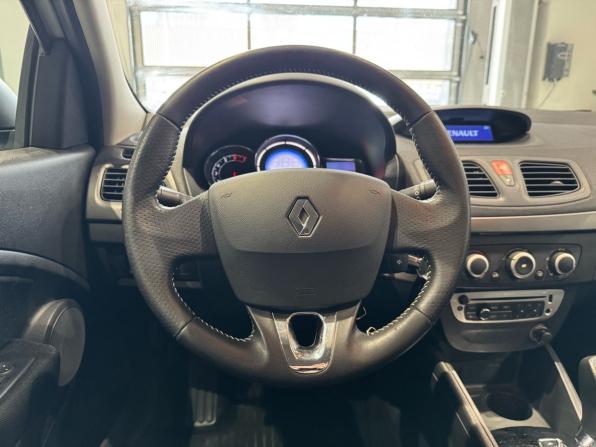 Renault Fluence I Рестайлинг с пробегом 2014 года, цена 659 000 рублей, 229925 км, седан, Автокод Объявления