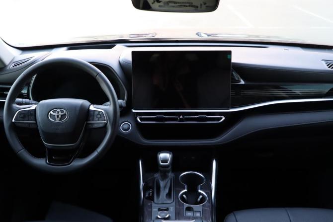 Toyota Highlander IV (XU70) с пробегом 2025 года, цена 5 990 000 рублей, 35 км, внедорожник, Автокод Объявления