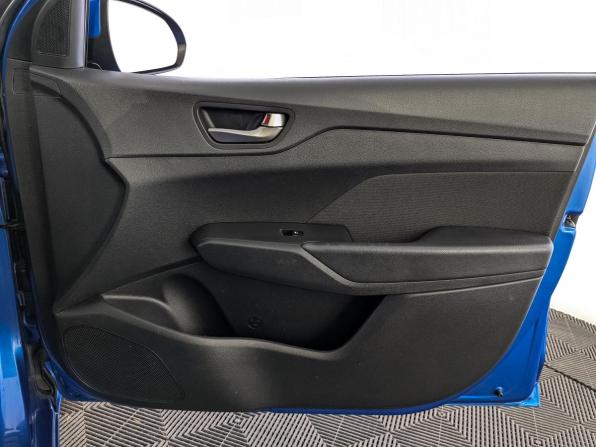 Hyundai Solaris II с пробегом 2019 года, цена 1 455 000 рублей, 64302 км, седан, Автокод Объявления