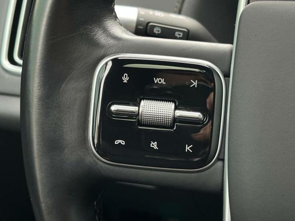 Li Auto (Lixiang) L7 I с пробегом 2023 года, цена 5 199 000 рублей, 100408 км, внедорожник, Автокод Объявления