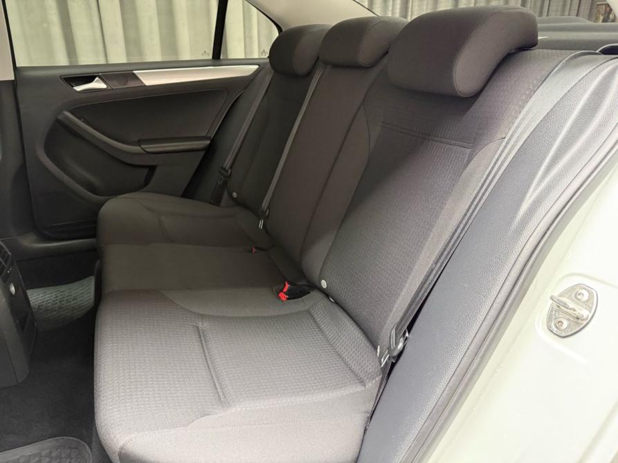 Volkswagen Jetta VI Рестайлинг Ижевск  - изображение 26
