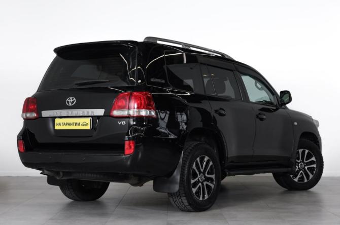 Toyota Land Cruiser 200 Series с пробегом 2011 года, цена 3 849 000 рублей, 282000 км, внедорожник, Автокод Объявления