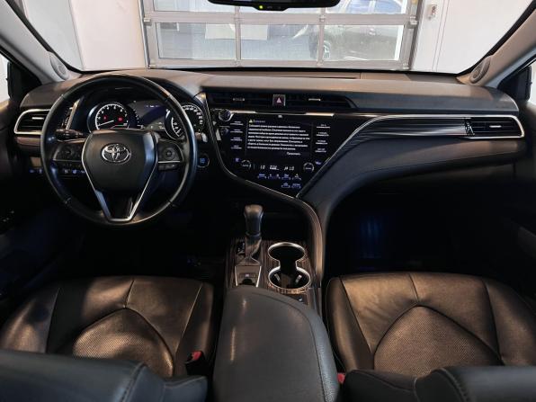Toyota Camry VIII (XV70) с пробегом 2018 года, цена 2 670 000 рублей, 133820 км, седан, Автокод Объявления