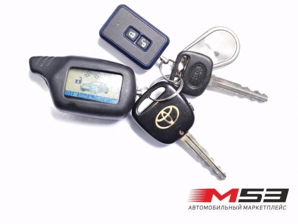 Toyota Wish I с пробегом 2004 года, цена 809 999 рублей, 25229 км, компактвэн, Автокод Объявления
