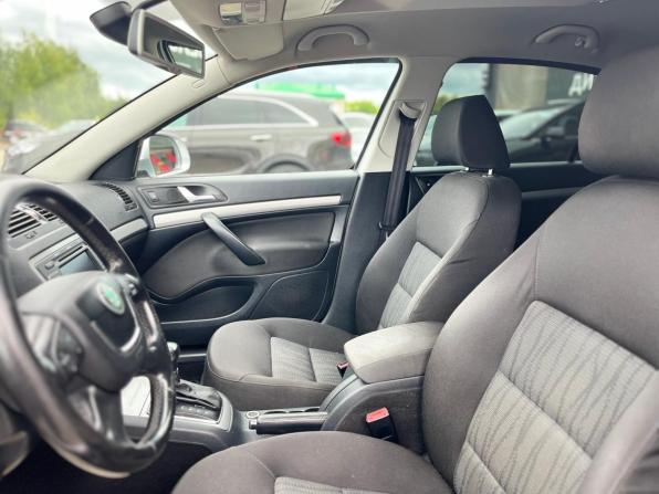 Skoda Octavia II (A5) Рестайлинг с пробегом 2011 года, цена 780 000 рублей, 206283 км, лифтбек, Автокод Объявления