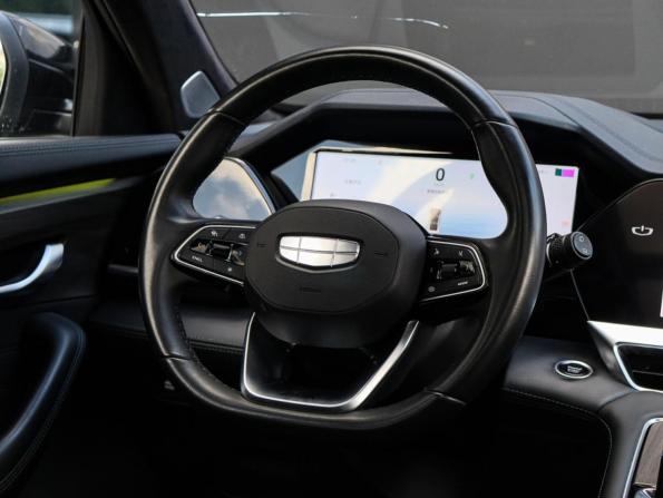 Geely Monjaro I Рестайлинг с пробегом 2025 года, цена 3 700 000 рублей, 45000 км, внедорожник, Автокод Объявления
