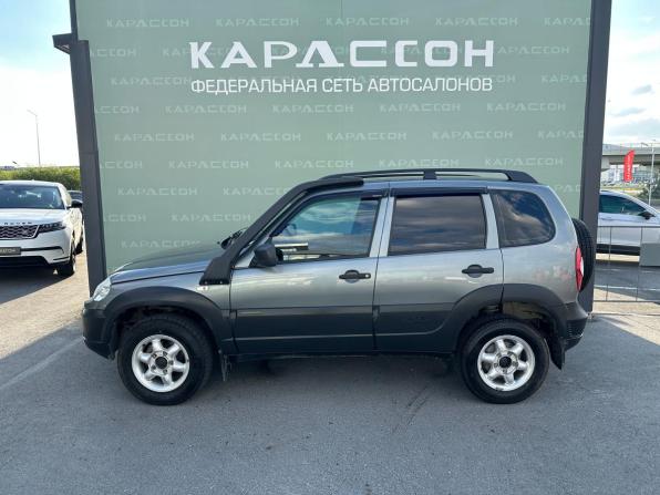 Chevrolet Niva I Рестайлинг с пробегом 2018 года, цена 860 000 рублей, 45200 км, внедорожник, Автокод Объявления
