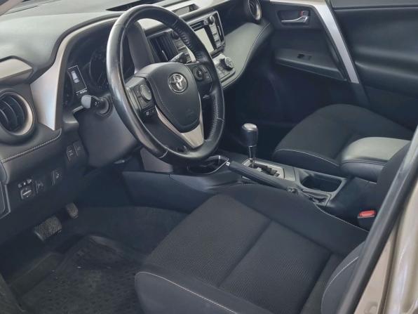 Toyota RAV4 IV (XA40) Рестайлинг с пробегом 2016 года, цена 2 720 000 рублей, 46364 км, внедорожник, Автокод Объявления
