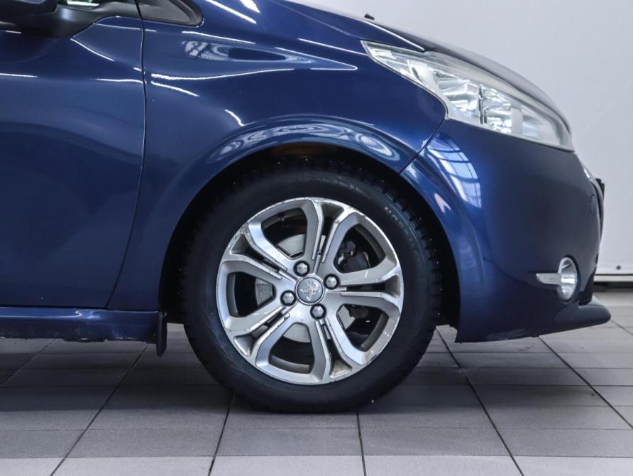 Peugeot 208 I Красноярск  - изображение 28