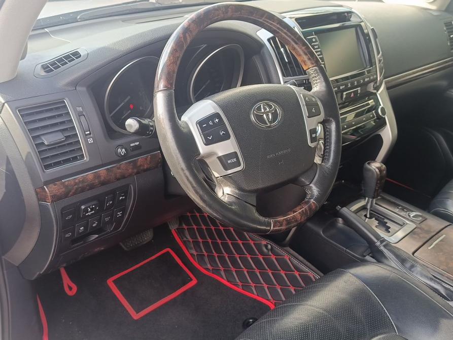 Toyota Land Cruiser 200 Series Рестайлинг 1 Москва  - изображение 13