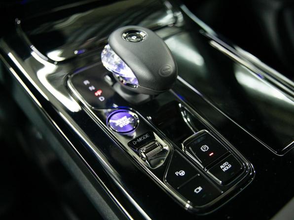 GAC M8 с пробегом 2024 года, цена 4 630 000 рублей, 32100 км, минивэн, Автокод Объявления