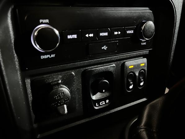 Lada (ВАЗ) Niva Travel I с пробегом 2025 года, цена 1 299 900 рублей, 35867 км, внедорожник, Автокод Объявления