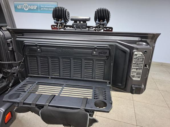 Jeep Wrangler IV (JL) с пробегом 2018 года, цена 4 279 000 рублей, 121754 км, внедорожник, Автокод Объявления