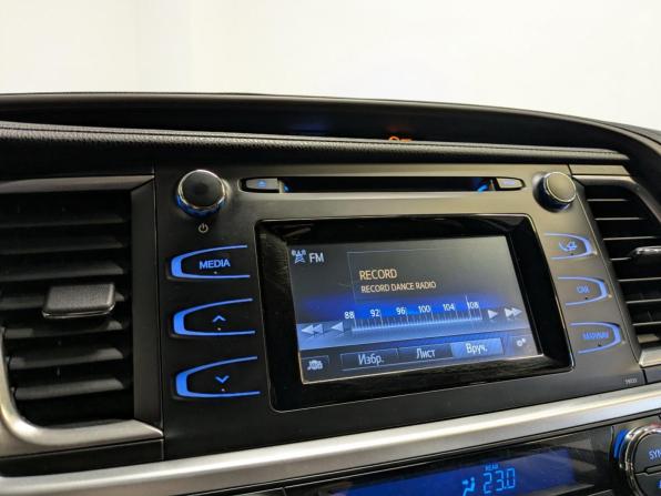 Toyota Highlander III (XU50) с пробегом 2014 года, цена 3 700 000 рублей, 74934 км, внедорожник, Автокод Объявления