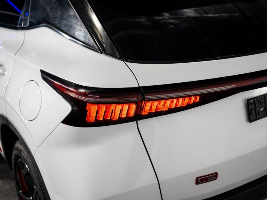 Omoda C5 I Иркутск  - изображение 26