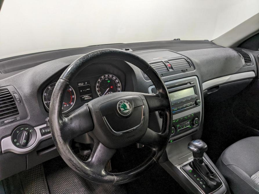 Skoda Octavia II (A5) Рестайлинг Москва  - изображение 13