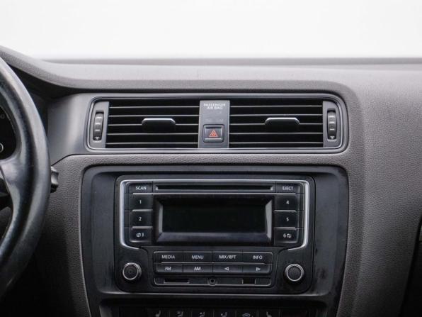 Volkswagen Jetta VI Рестайлинг с пробегом 2015 года, цена 964 000 рублей, 225752 км, седан, Автокод Объявления