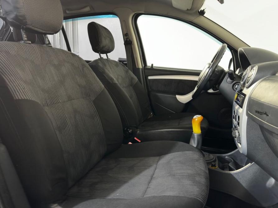 Renault Sandero I Великий Новгород  - изображение 10
