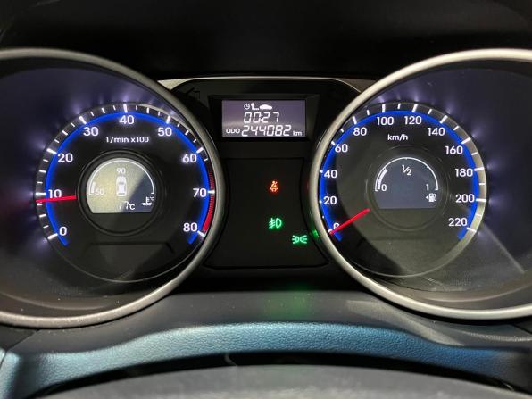 Hyundai ix35 I Рестайлинг с пробегом 2013 года, цена 1 198 000 рублей, 244081 км, внедорожник, Автокод Объявления