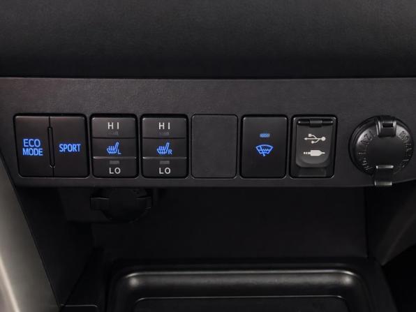 Toyota RAV4 IV (XA40) с пробегом 2013 года, цена 1 717 000 рублей, 213247 км, внедорожник, Автокод Объявления
