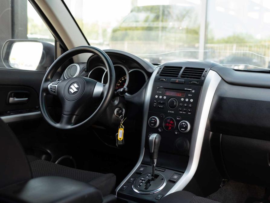 Suzuki Grand Vitara II Рестайлинг Новосибирск  - изображение 10