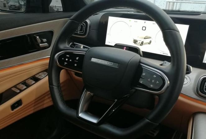 Jaecoo J8 с пробегом 2024 года, цена 3 600 000 рублей, 23046 км, внедорожник, Автокод Объявления