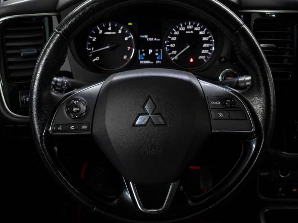 Mitsubishi Outlander III Рестайлинг 3 с пробегом 2019 года, цена 2 599 000 рублей, 73006 км, внедорожник, Автокод Объявления