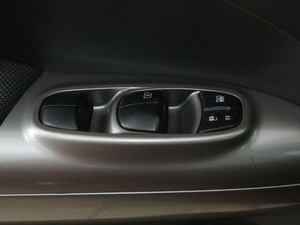 Nissan Juke I с пробегом 2012 года, цена 953 000 рублей, 136800 км, внедорожник, Автокод Объявления