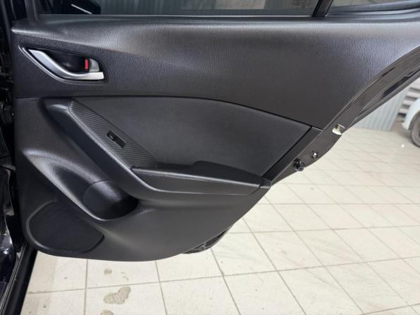Mazda 3 III (BM) с пробегом 2013 года, цена 1 428 000 рублей, 129194 км, хэтчбек, Автокод Объявления