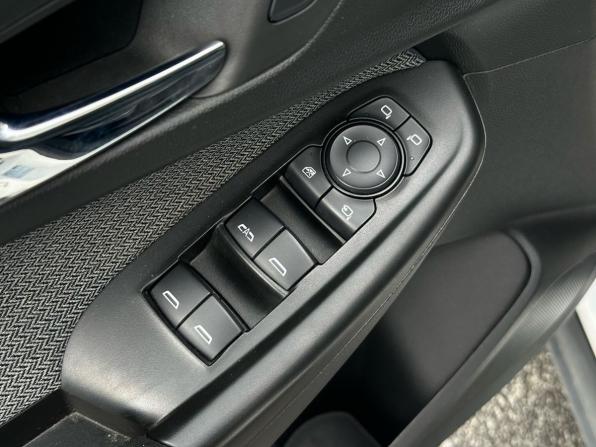 Chevrolet TrailBlazer III с пробегом 2021 года, цена 2 019 000 рублей, 44290 км, внедорожник, Автокод Объявления