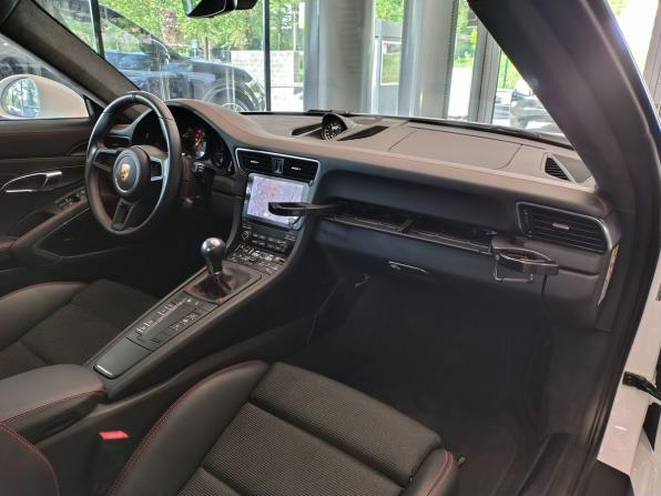 Porsche 911 GT3 991 Рестайлинг с пробегом 2018 года, цена 19 950 000 рублей, 14049 км, купе, Автокод Объявления