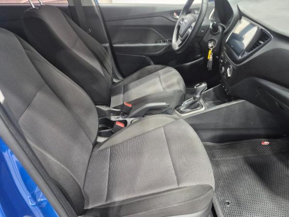 Hyundai Solaris II с пробегом 2017 года, цена 1 249 000 рублей, 159248 км, седан, Автокод Объявления