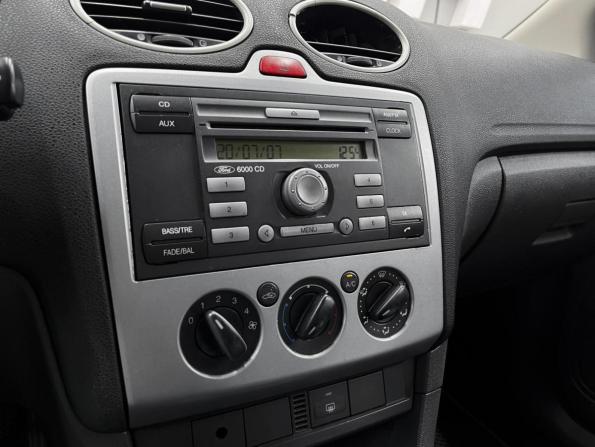 Ford Focus II с пробегом 2006 года, цена 459 000 рублей, 320820 км, хэтчбек, Автокод Объявления
