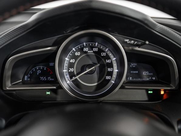 Mazda Axela III с пробегом 2014 года, цена 1 250 000 рублей, 75515 км, хэтчбек, Автокод Объявления
