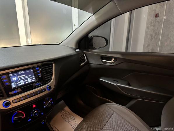 Hyundai Solaris II с пробегом 2019 года, цена 1 465 000 рублей, 82518 км, седан, Автокод Объявления