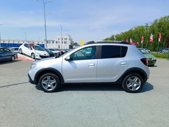 Renault Sandero II Рестайлинг с пробегом 2019 года, цена 1 119 995 рублей, 90063 км, хэтчбек, Автокод Объявления