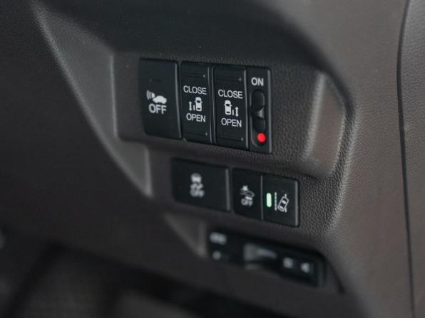 Honda Freed II с пробегом 2018 года, цена 1 493 000 рублей, 63795 км, компактвэн, Автокод Объявления
