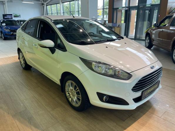 Ford Fiesta Mk6 Рестайлинг с пробегом 2016 года, цена 649 000 рублей, 151700 км, седан, Автокод Объявления