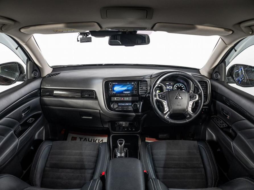 Mitsubishi Outlander III Рестайлинг 2 Иркутск  - изображение 8