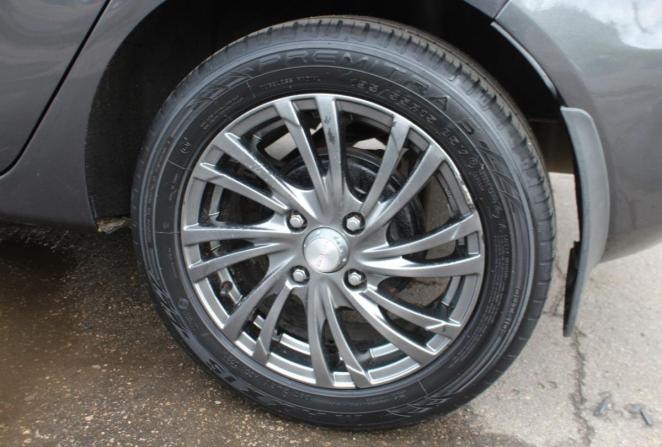Ford Fiesta Mk6 Рестайлинг с пробегом 2017 года, цена 885 000 рублей, 75999 км, хэтчбек, Автокод Объявления