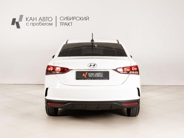 Hyundai Solaris II Рестайлинг с пробегом 2021 года, цена 1 186 900 рублей, 180000 км, седан, Автокод Объявления