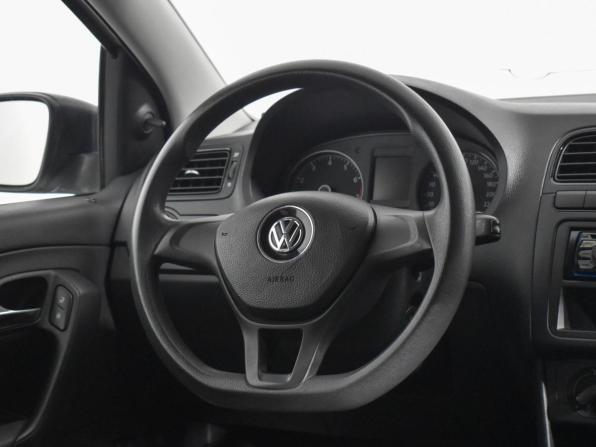 Volkswagen Polo V Рестайлинг с пробегом 2017 года, цена 783 000 рублей, 180279 км, седан, Автокод Объявления