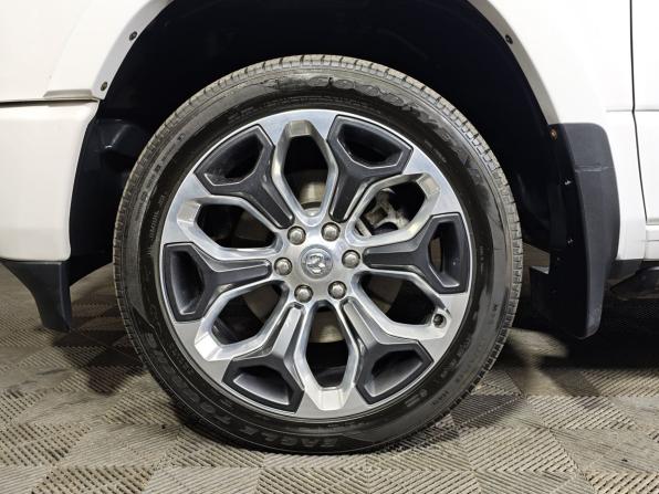 Ram 1500 V с пробегом 2019 года, цена 7 200 000 рублей, 40690 км, offers.body_type.unknown, Автокод Объявления
