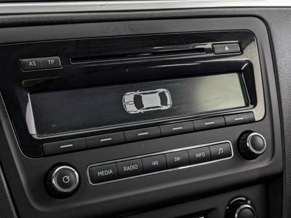 Skoda Rapid I с пробегом 2015 года, цена 1 020 000 рублей, 126466 км, лифтбек, Автокод Объявления