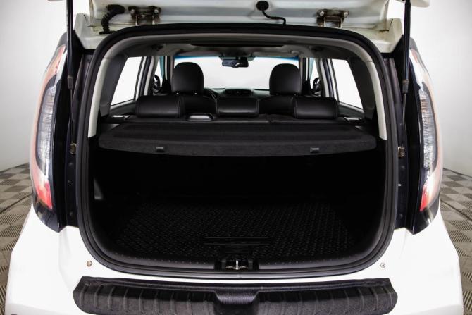 Kia Soul II Рестайлинг с пробегом 2018 года, цена 1 969 000 рублей, 118000 км, хэтчбек, Автокод Объявления