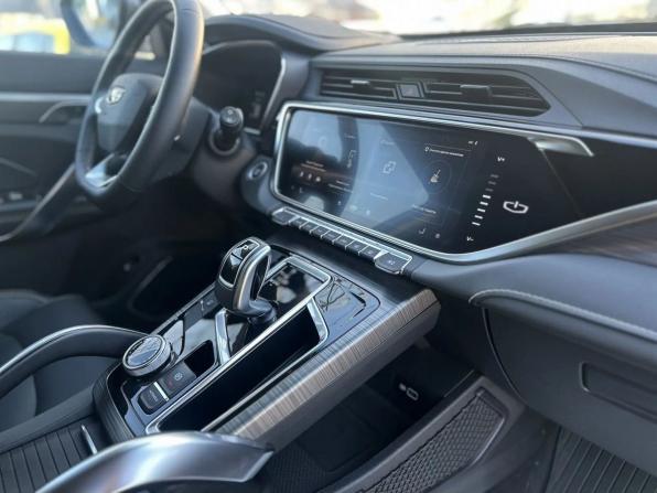 Geely Atlas Pro с пробегом 2022 года, цена 2 200 000 рублей, 20259 км, внедорожник, Автокод Объявления