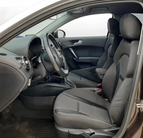 Audi A1 I (8X) с пробегом 2013 года, цена 990 000 рублей, 177829 км, хэтчбек, Автокод Объявления