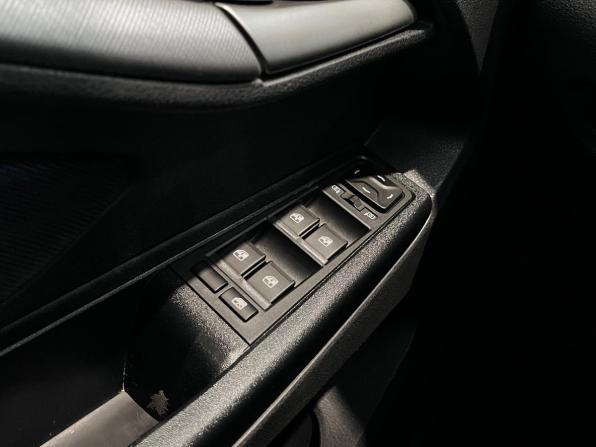 Lada (ВАЗ) Vesta I с пробегом 2019 года, цена 940 000 рублей, 77110 км, седан, Автокод Объявления
